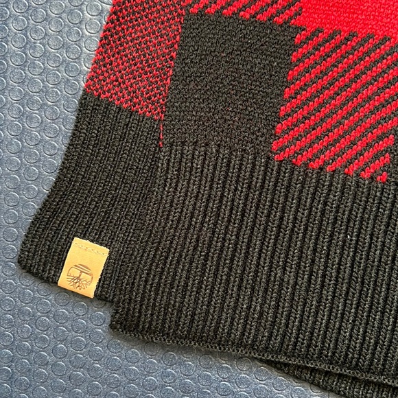 Timberland Red and Black Classic Buffalo Plaid Scarf | NWT - Picture 2 of 6